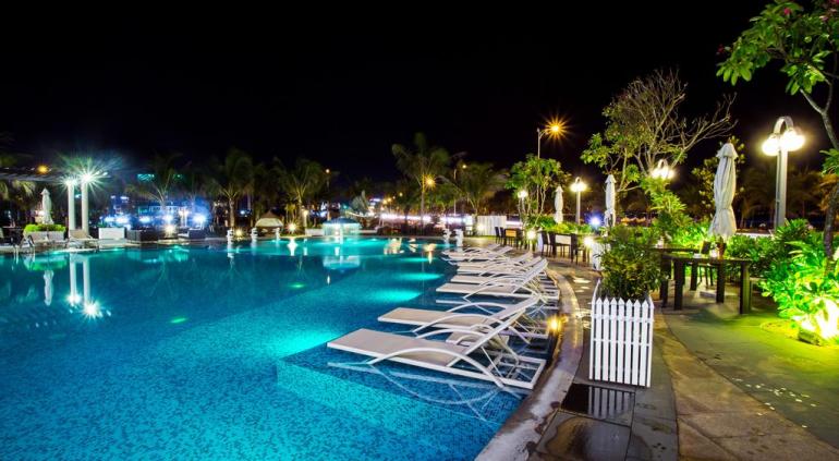 Holiday Beach Danang Hotel & Spa.jpg