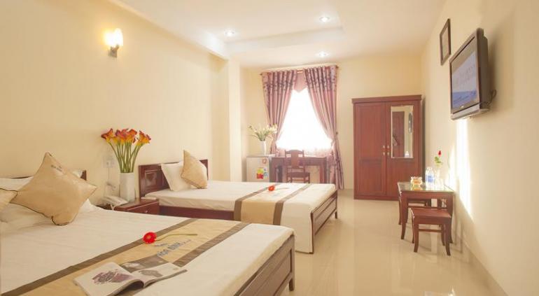 Hoa Binh Hotel.jpg
